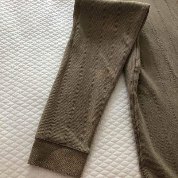 Clearance Columbia V Neck Pullover Sweater Tan Medium - Picture 8 of 9